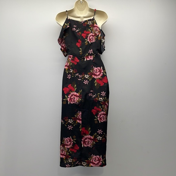 Missguided Black Flowery Dress - Picture 2 of 8